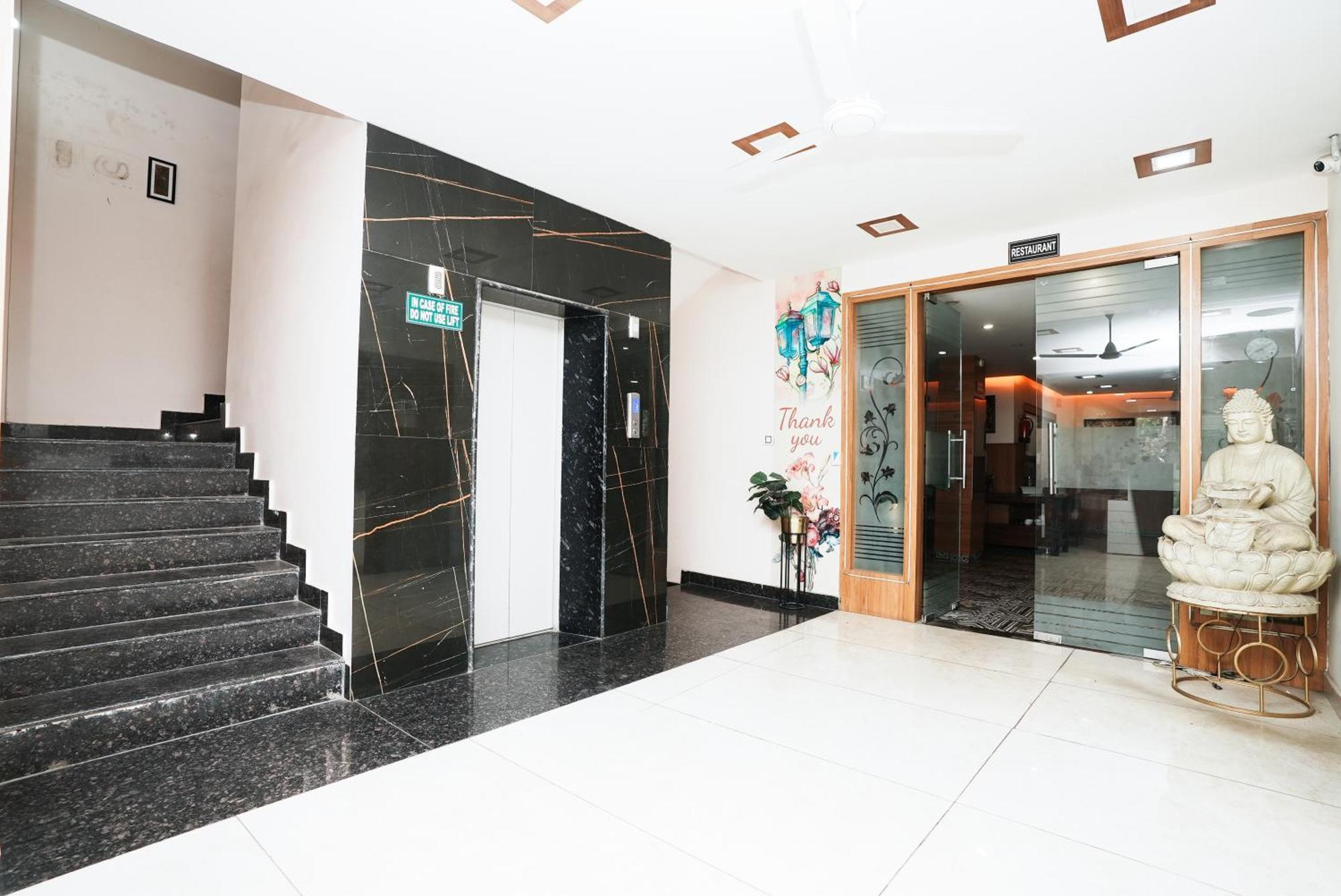 Hotel The 7 Seas Rishīkesh Exterior foto